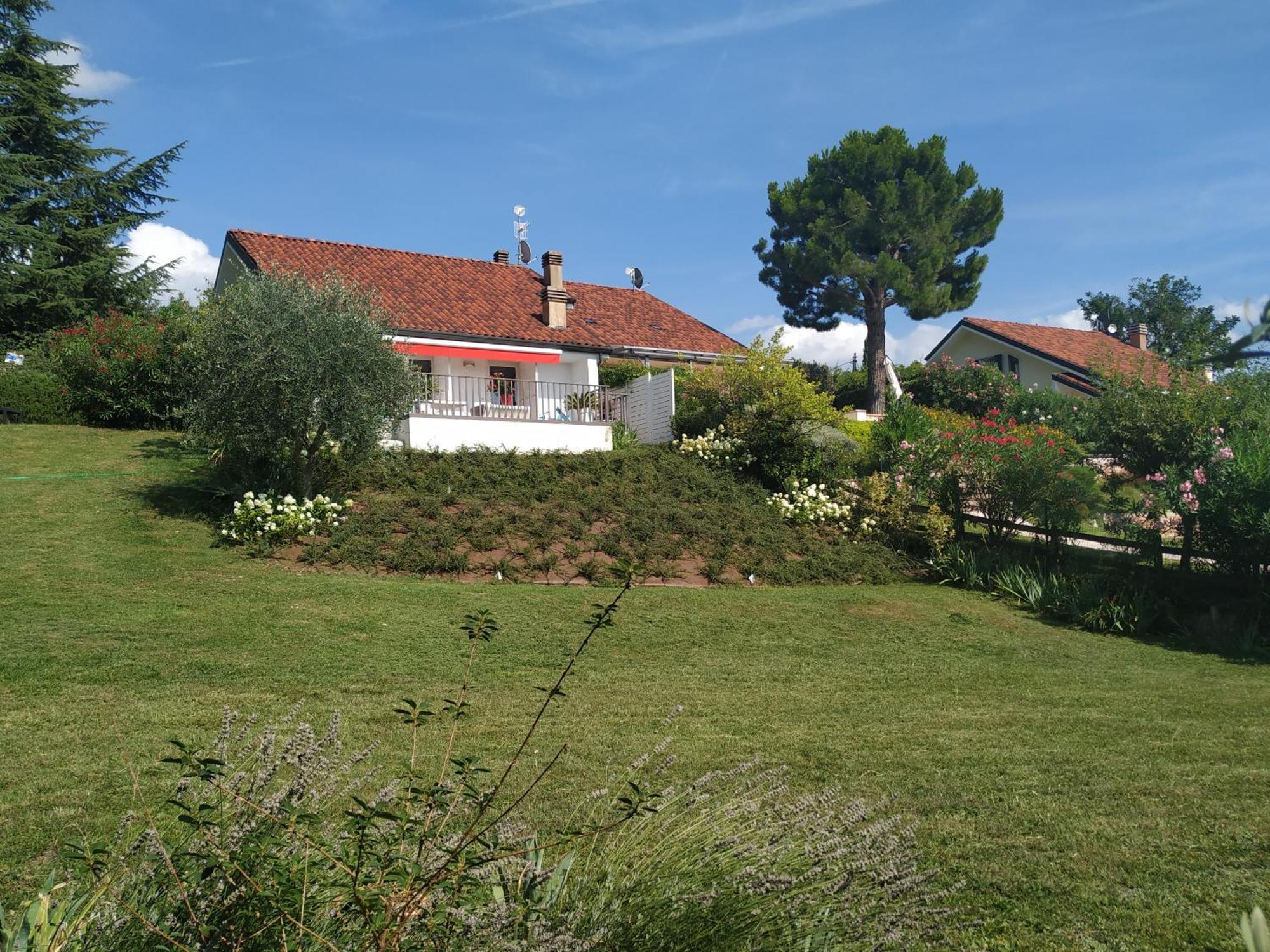Villa Casa Fellini à San Zeno di Montagna Extérieur photo