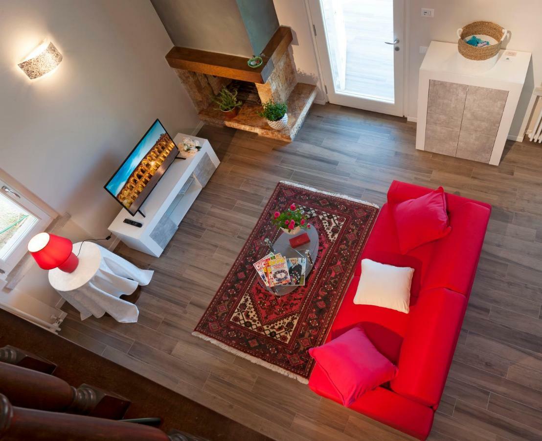 Villa Casa Fellini à San Zeno di Montagna Extérieur photo